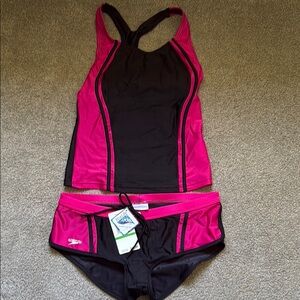 NWT Speedo Women's Pink and Black Swim Set